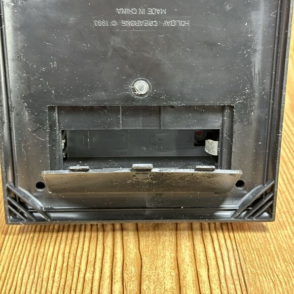 Vintage Santa & Grandfather Clock Musical Holiday Scene Holiday Creations 1993 - Picture 13 of 16